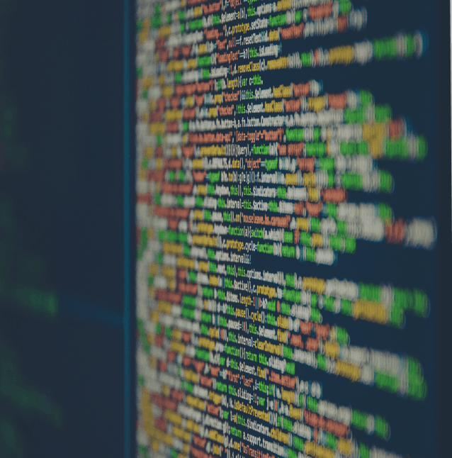 Detalle de pantalla con código fuente — rigor técnico en el análisis de datos